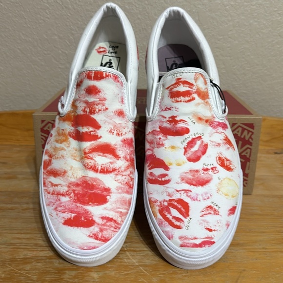 Vans Classic Slip On Otw Gallery Sara Loruss - Picture 4 of 14